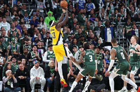 西亚卡姆遭遇十五持续失利，RNG教练压力巨大！