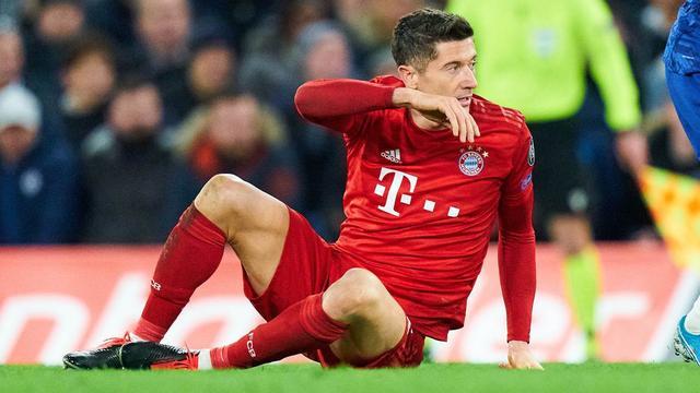 包含莱万多夫斯基遭遇二十连败，切尔西教练面临压力！的词条